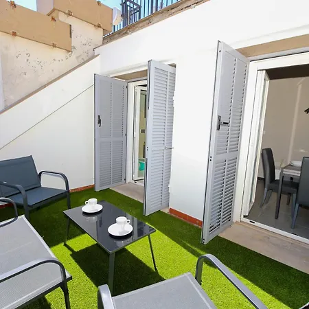 Penthouses With Parking In Palazzo San Paolo By Ml White House * Γένοβα
