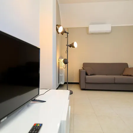 Penthouses With Parking In Palazzo San Paolo By Ml White House *