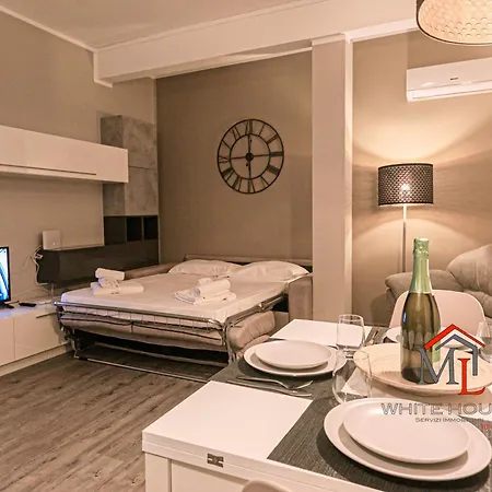 Penthouses With Parking In Palazzo San Paolo By Ml White House