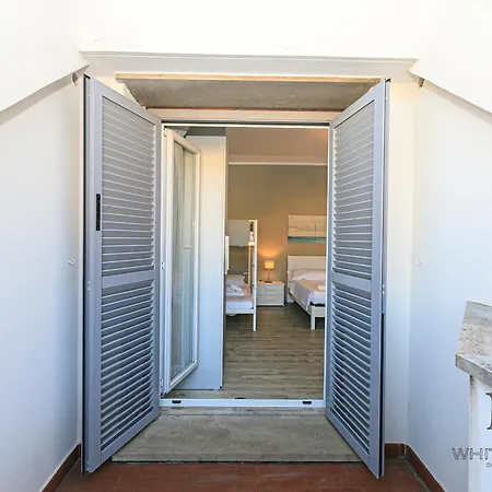 Penthouses With Parking And Terraces In Palazzo San Paolo By Ml White House *