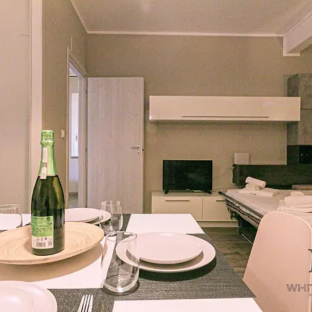 Penthouses With Parking And Terraces In Palazzo San Paolo By Ml White House Genua