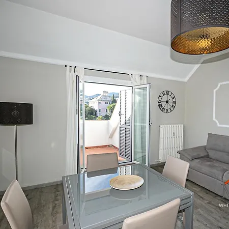 Apartment Penthouses With Parking And Terraces In Palazzo San Paolo By Ml White House Genua