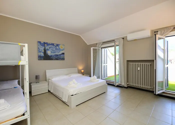 شقة Penthouses With Parking In Palazzo San Paolo By Ml White House *