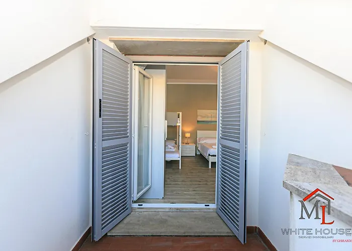 Penthouses With Parking In Palazzo San Paolo By Ml White House *