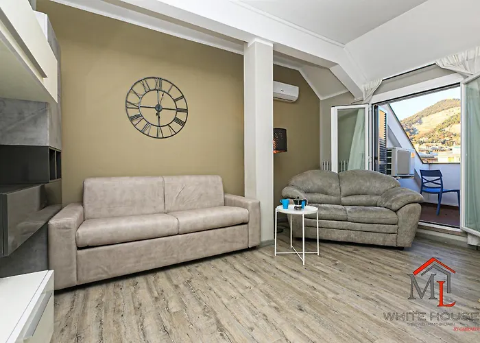 Penthouses With Parking In Palazzo San Paolo By Ml White House * Genua